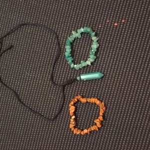 2x crystal bracelets, 1x crystal necklace